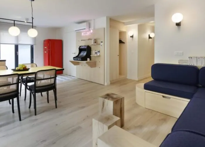 Bellamy Aparthotel