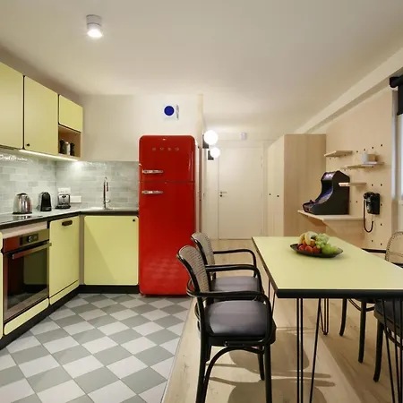 Bellamy Aparthotel