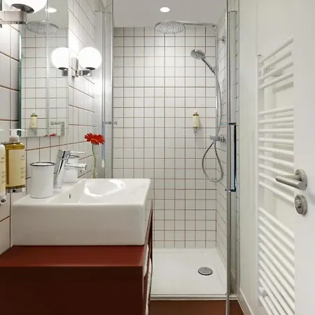 Bellamy Aparthotel